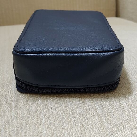 Missoni for Delta Zip Mini Travel Toiletry Case Navy Blue Chevron Dopp Kit - Picture 6 of 10